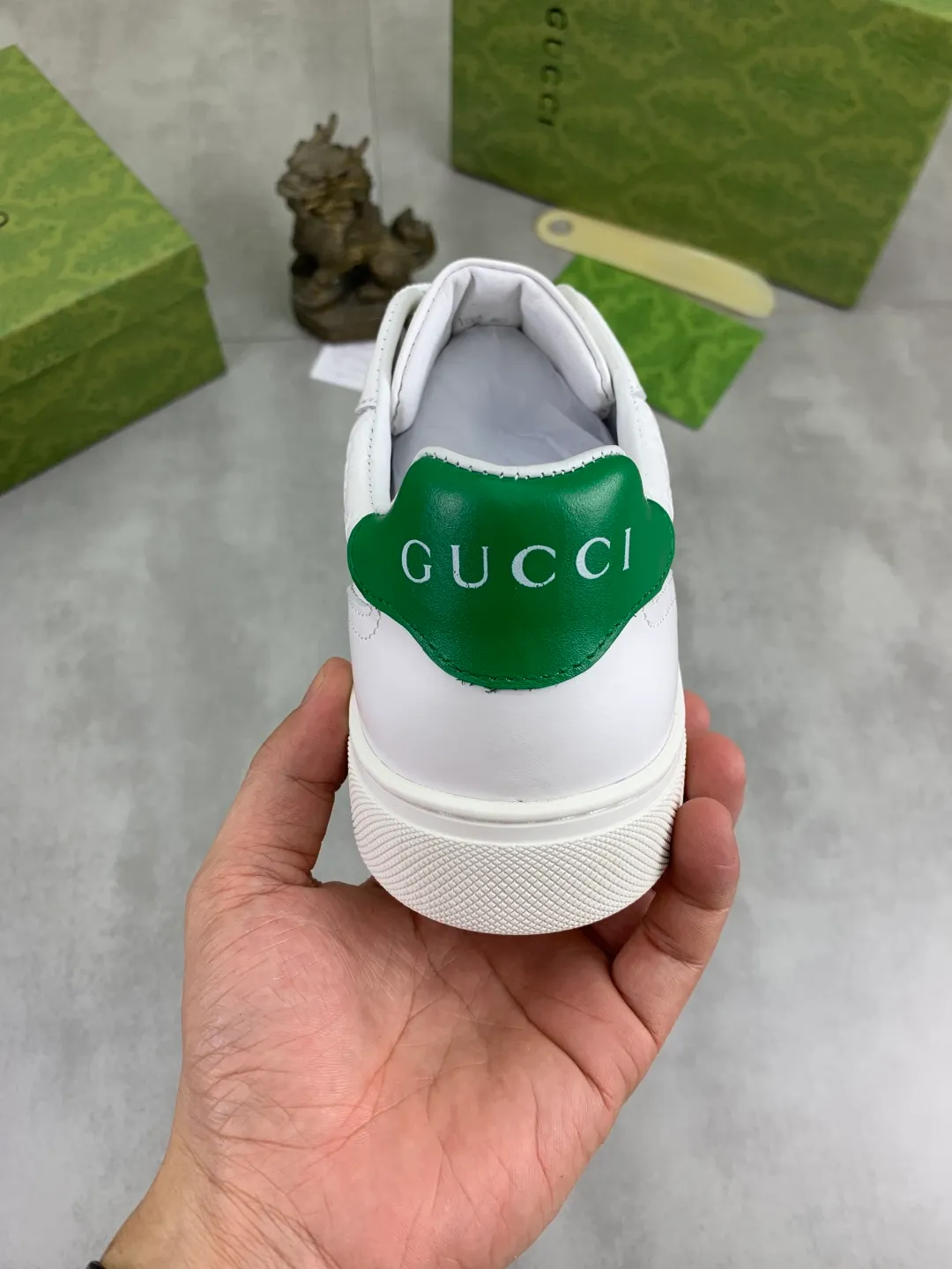 Men's shoes 💰P420 💰[New style]🆘 The latest model from Gucci GUCCI official website🎁Classic casual and fashionable men's shoes👟Best model💥The style is simple and elegant, exclusive for trendy men. Unique official website latest brand elements👑Gucci original decoration, fashionable and generous, original soft calfskin fabric➕Comfortable soft first-layer pigskin lining ✅The official website specifies the wear-resistant casual outsole, the classic model is taken in kind🎬Color: 4️⃣colors available😍Number: 38-44